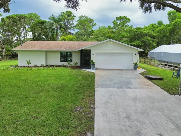 16282 E Downers Drive, Loxahatchee, FL 33470