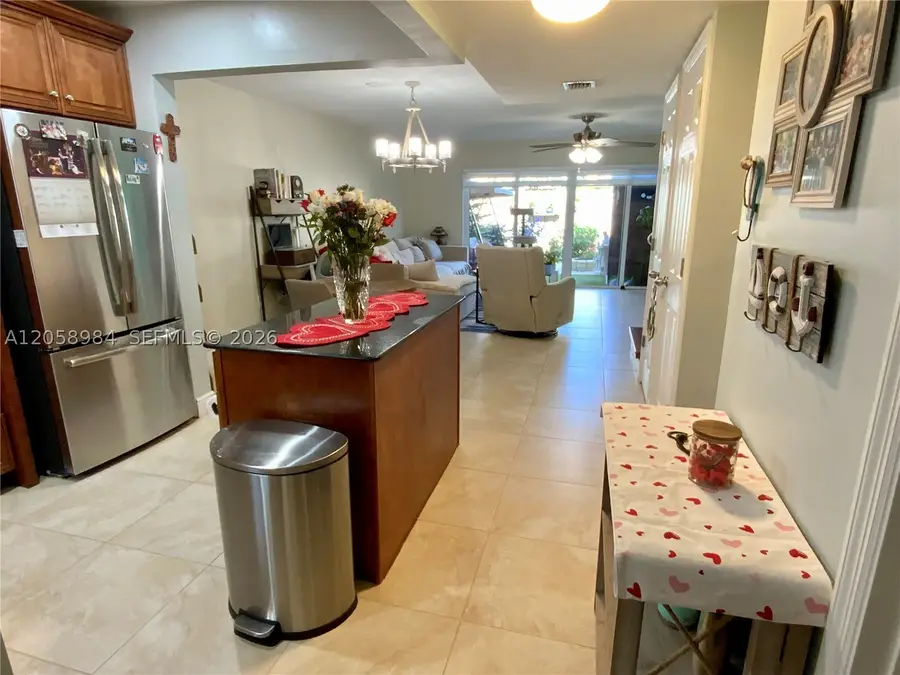 3321 Farragut St #7H, Hollywood, FL 33021 - #2