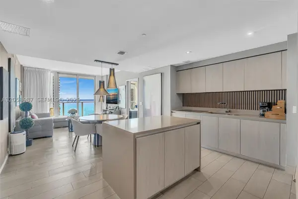 4010 S Ocean Dr #R3305, Hollywood, FL 33019