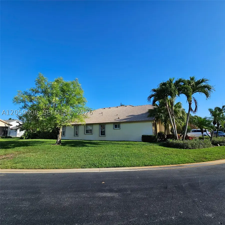 2540 Egret Lake Dr, Greenacres, FL 33413 - #2