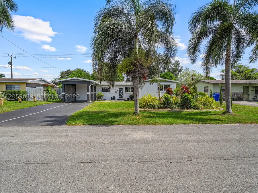 6721 Allen St, Hollywood, FL 33024 - #3