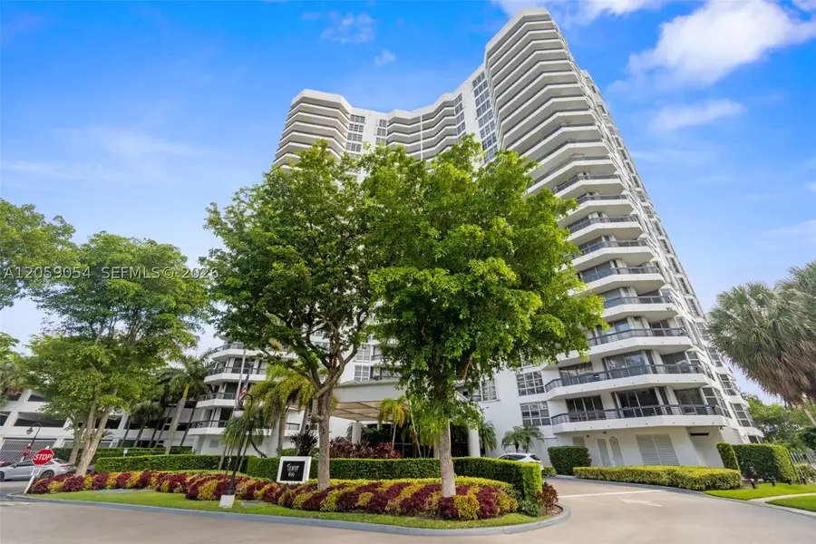 3400 NE 192nd St #1910, Aventura, FL 33180 - #2