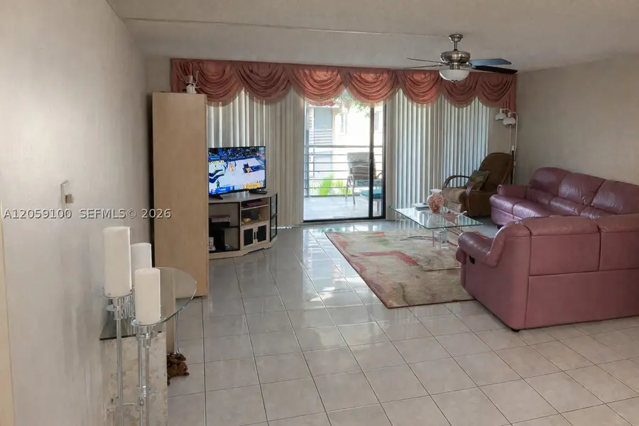 20851 San Simeon Way #202, Miami, FL 33179 - #2
