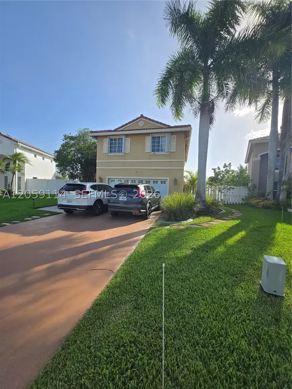 19130 NW 10th St, Pembroke Pines, FL 33029