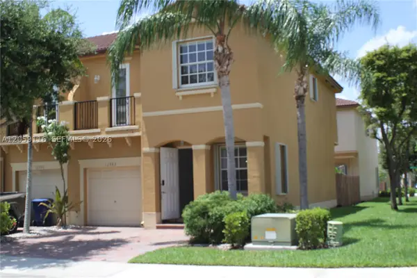 12989 SW 135th Ter, Miami, FL 33186