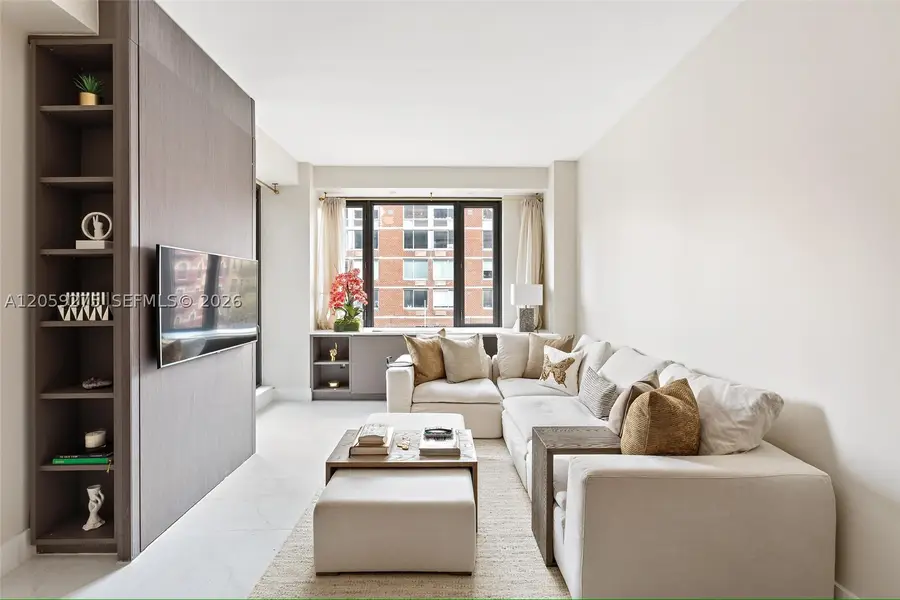 305 W 16 St #3G, Manhattan, NY 10011 - #2