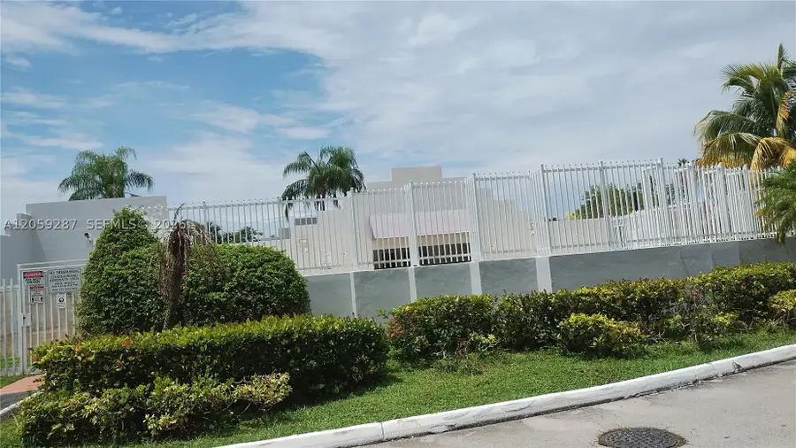 10395 SW 154th Cir Ct #104, Miami, FL 33196 - #3