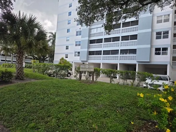 3301 Spanish Moss Ter #804, Lauderhill, FL 33319