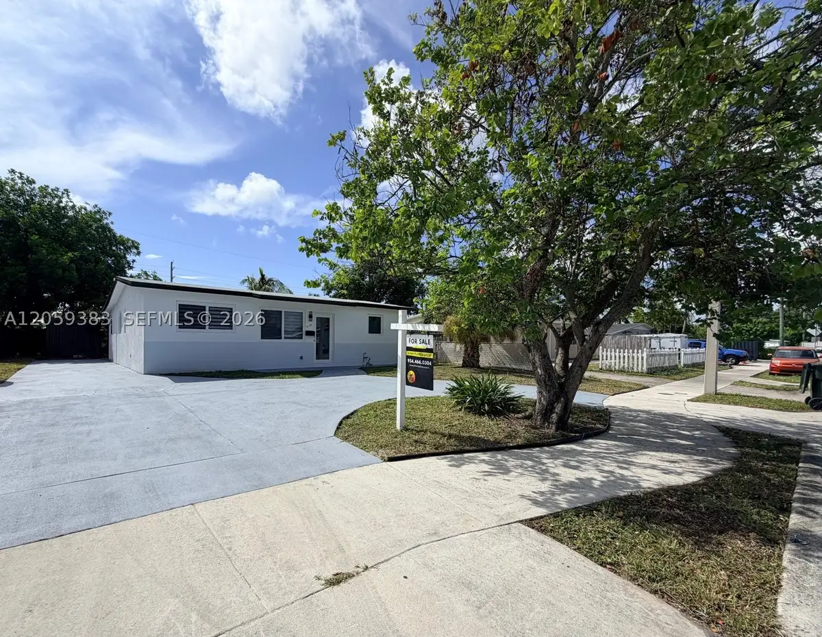4130 NW 11th Ave, Oakland Park, FL 33309 - #1
