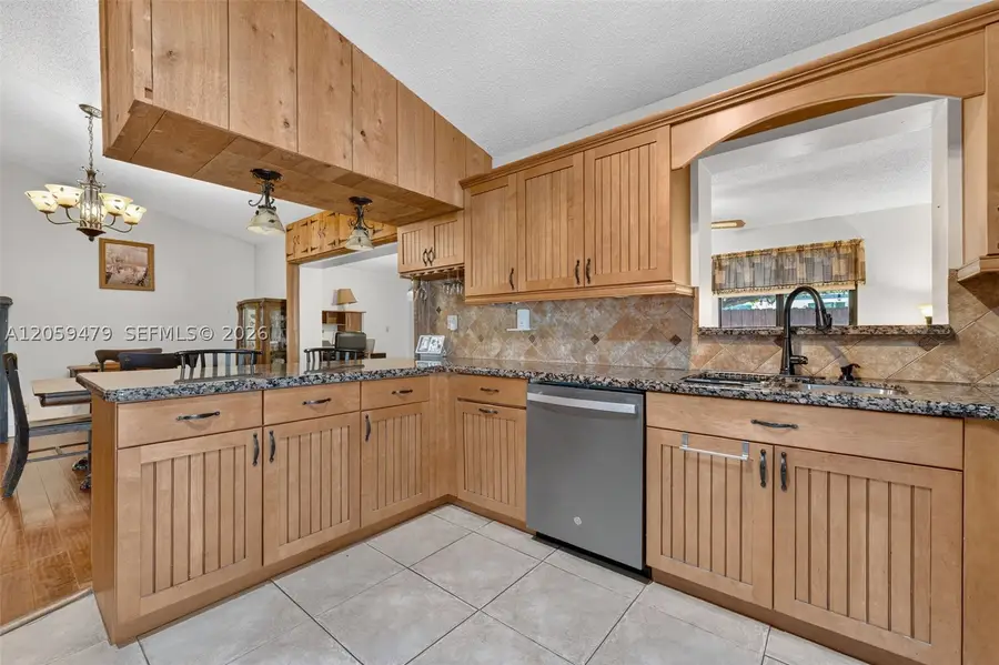 7508 SW 6th Ct, North Lauderdale, FL 33068 - #3