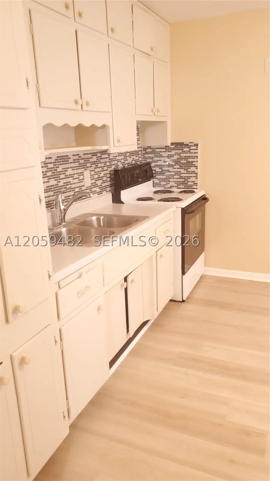 619 N D St, Lake Worth, FL 33460 - #2