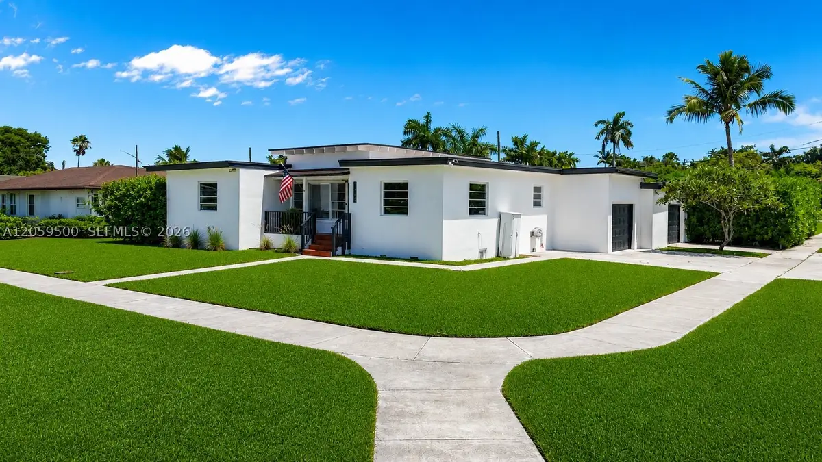 112 NE 17th St, Homestead, FL 33030 - #1