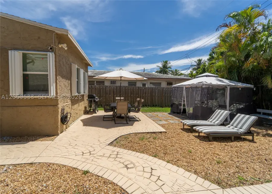 626 NE 4th Ct, Hallandale Beach, FL 33009 - #3