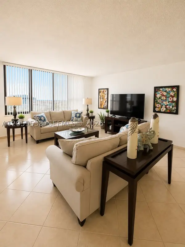 3505 S Ocean Dr #401, Hollywood, FL 33019