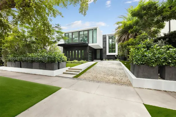 5630 Pine Tree Dr, Miami Beach, FL 33140