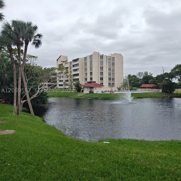 7051 Environ Blvd #433, Lauderhill, FL 33319