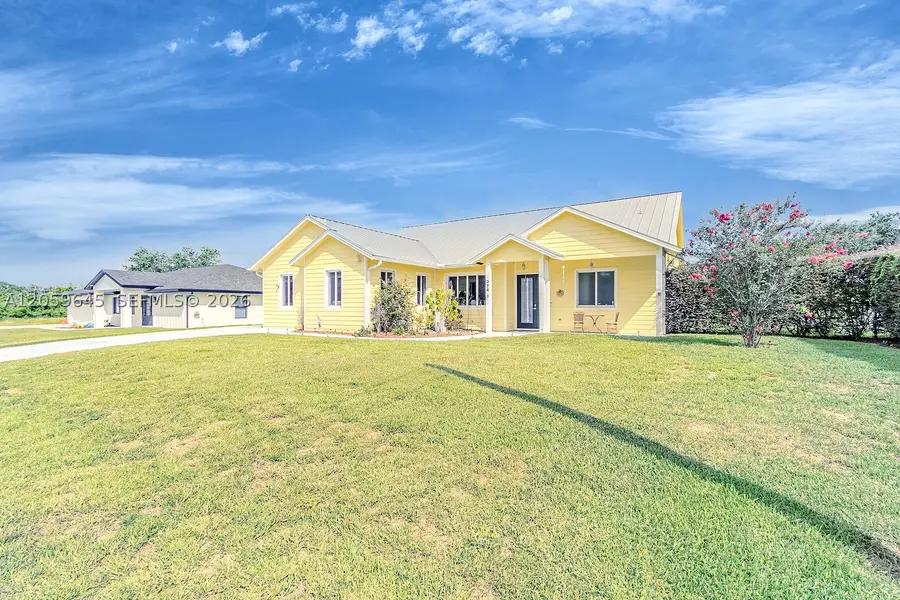 374 Parker St Ne, Lake Placid, FL 33852 - #3
