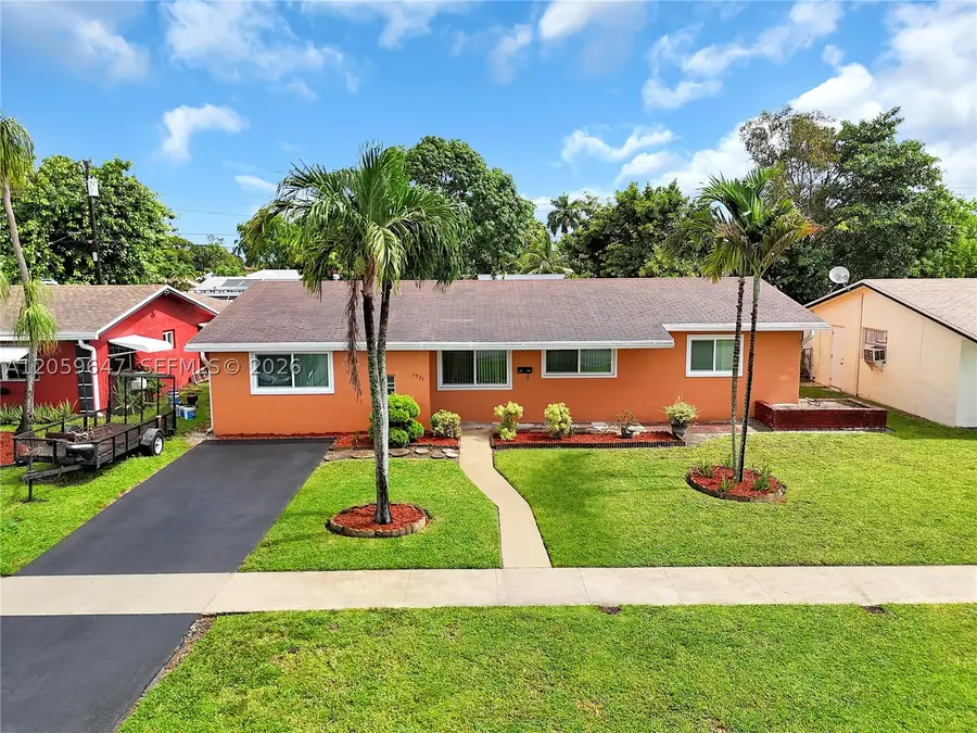 5921 NW 15th St, Sunrise, FL 33313 - #2