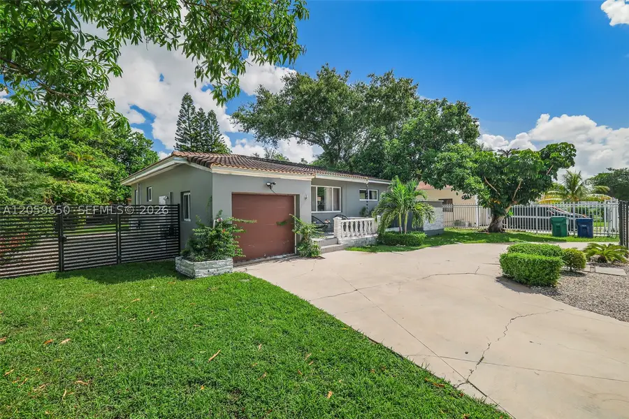 65 NW 116th St, Miami, FL 33168 - #3