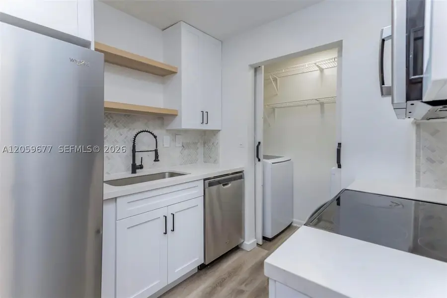 931 NE 199th St #201-22, Miami, FL 33179 - #3