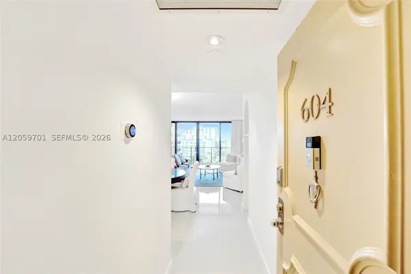 2201 S Ocean Dr #604, Hollywood, FL 33019