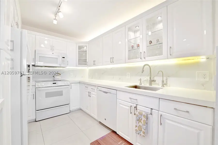 2201 S Ocean Dr #604, Hollywood, FL 33019 - #3