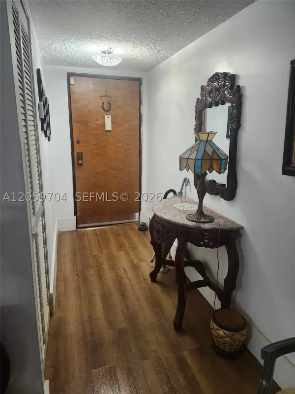 8810 SW 123rd Ct #M103, Miami, FL 33186