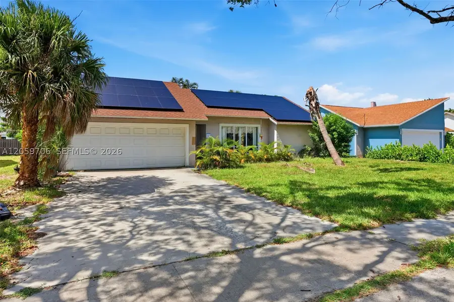 1419 Hummingbird Dr, Delray Beach, FL 33444 - #2