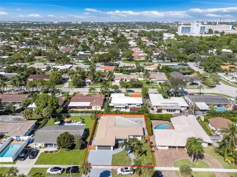 2185 Imperial Point Dr, Fort Lauderdale, FL 33308 - #3