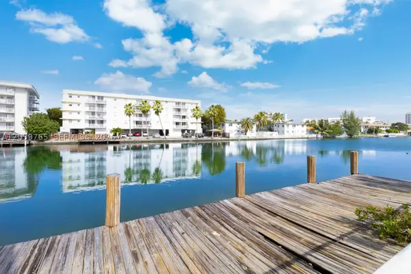 1185 Marseille Dr #101, Miami Beach, FL 33141