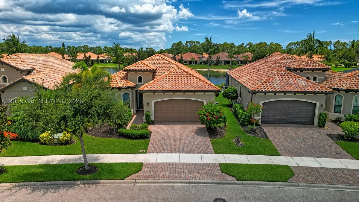 9292 Isla Bella Cir, Bonita Springs, FL 34135 - #1