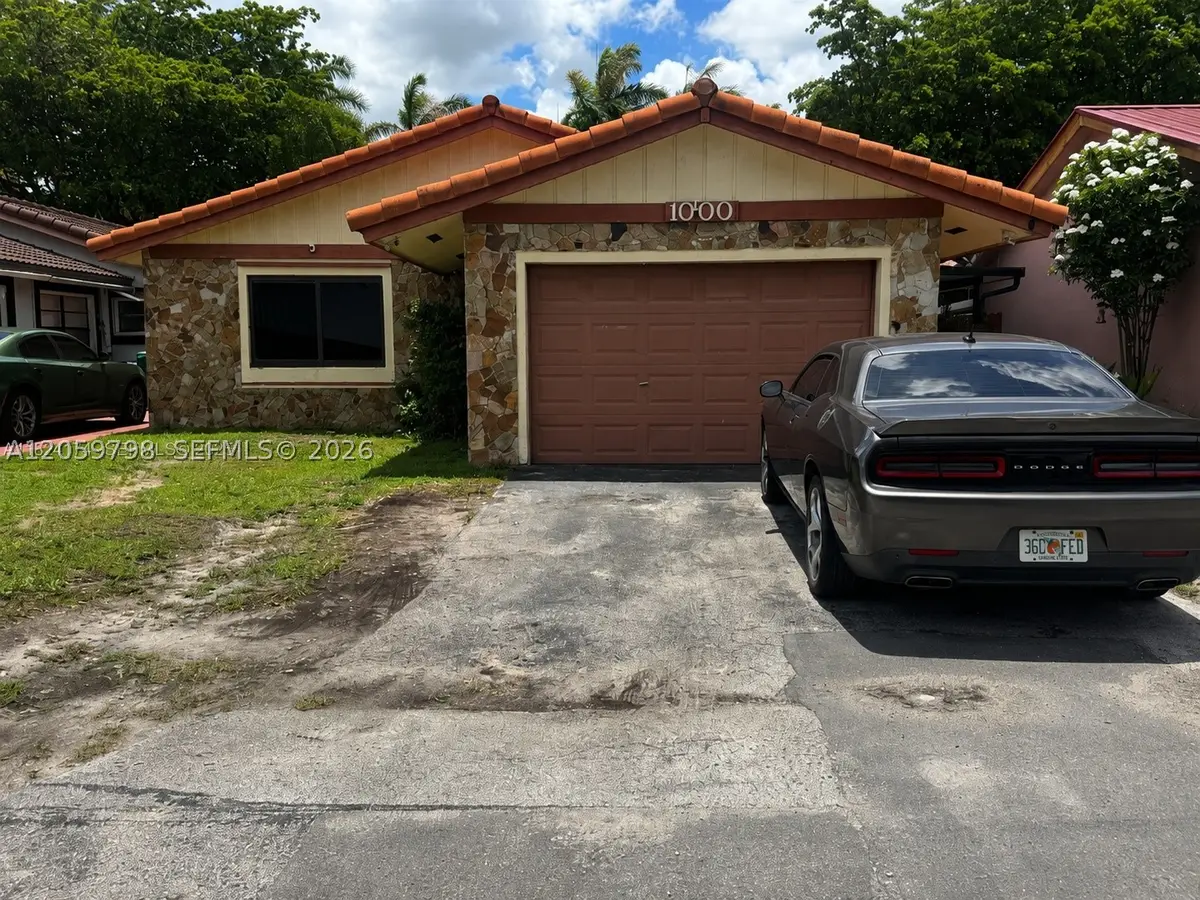 1000 SW 136th Pl, Miami, FL 33184 - #1