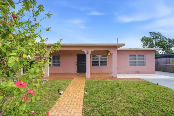921 E 14 St, Hialeah, FL 33010