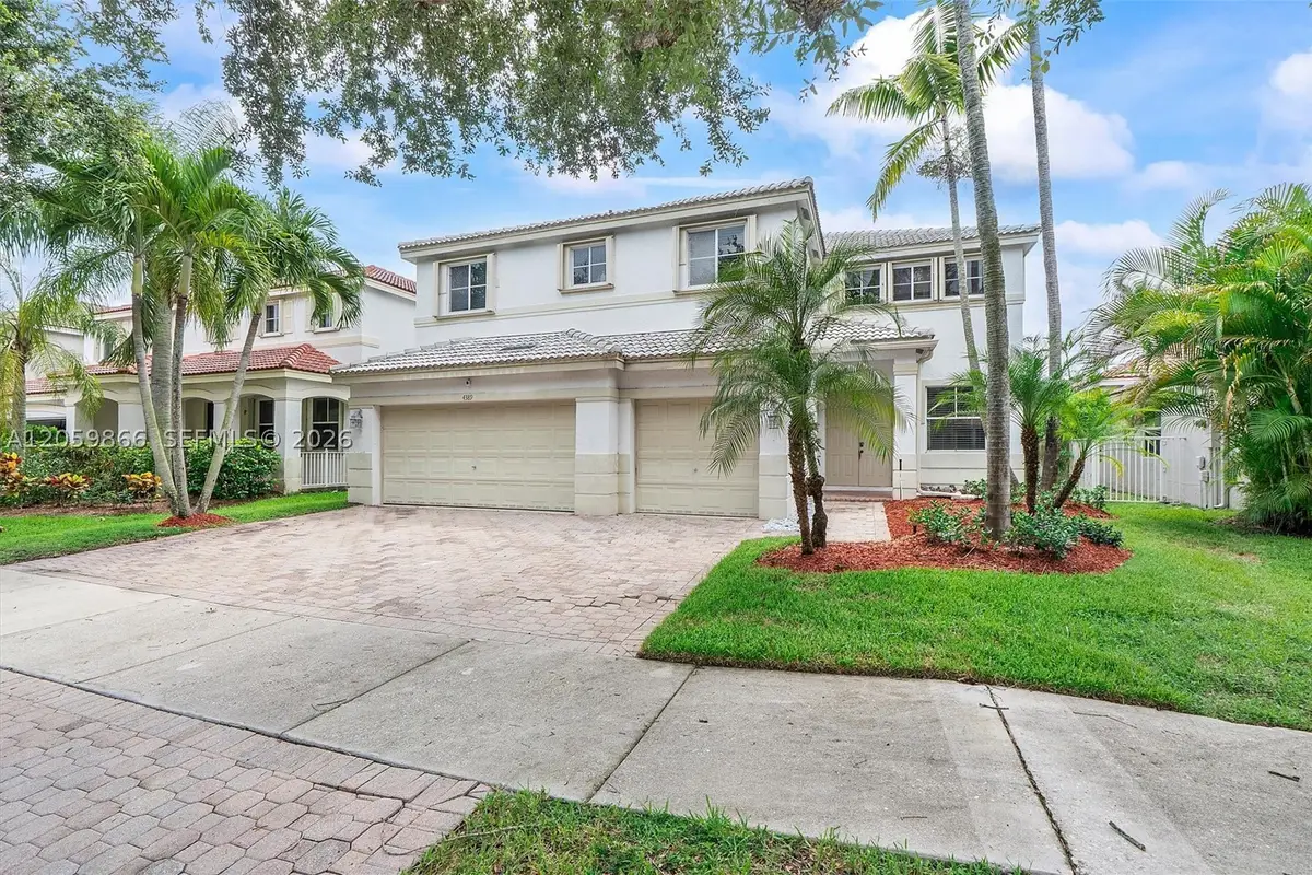 4389 Laurel Ridge Cir, Weston, FL 33331 - #1