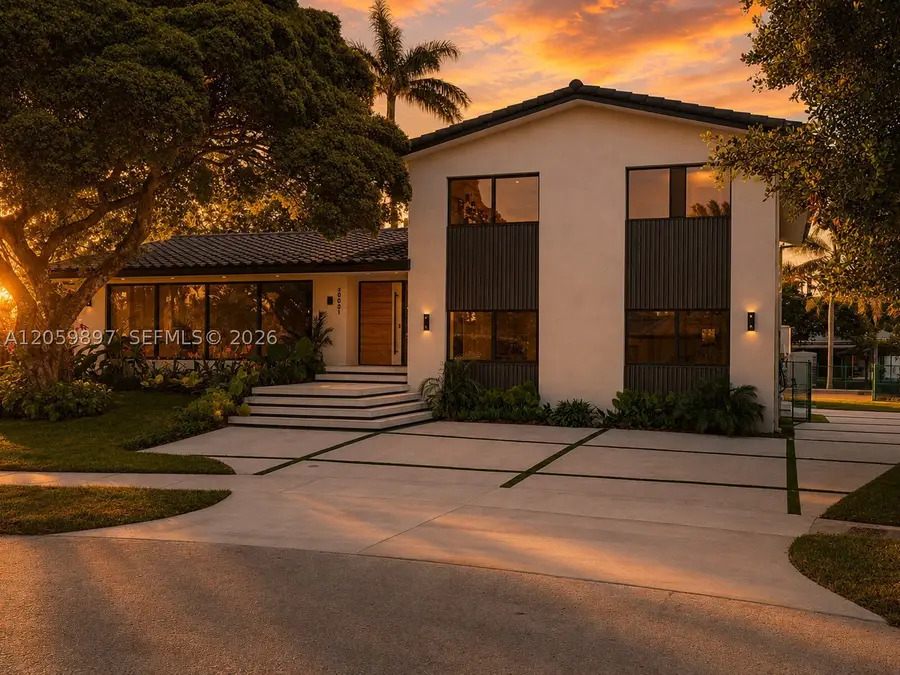 20001 NE 25th Ave, Miami, FL 33180 - #2