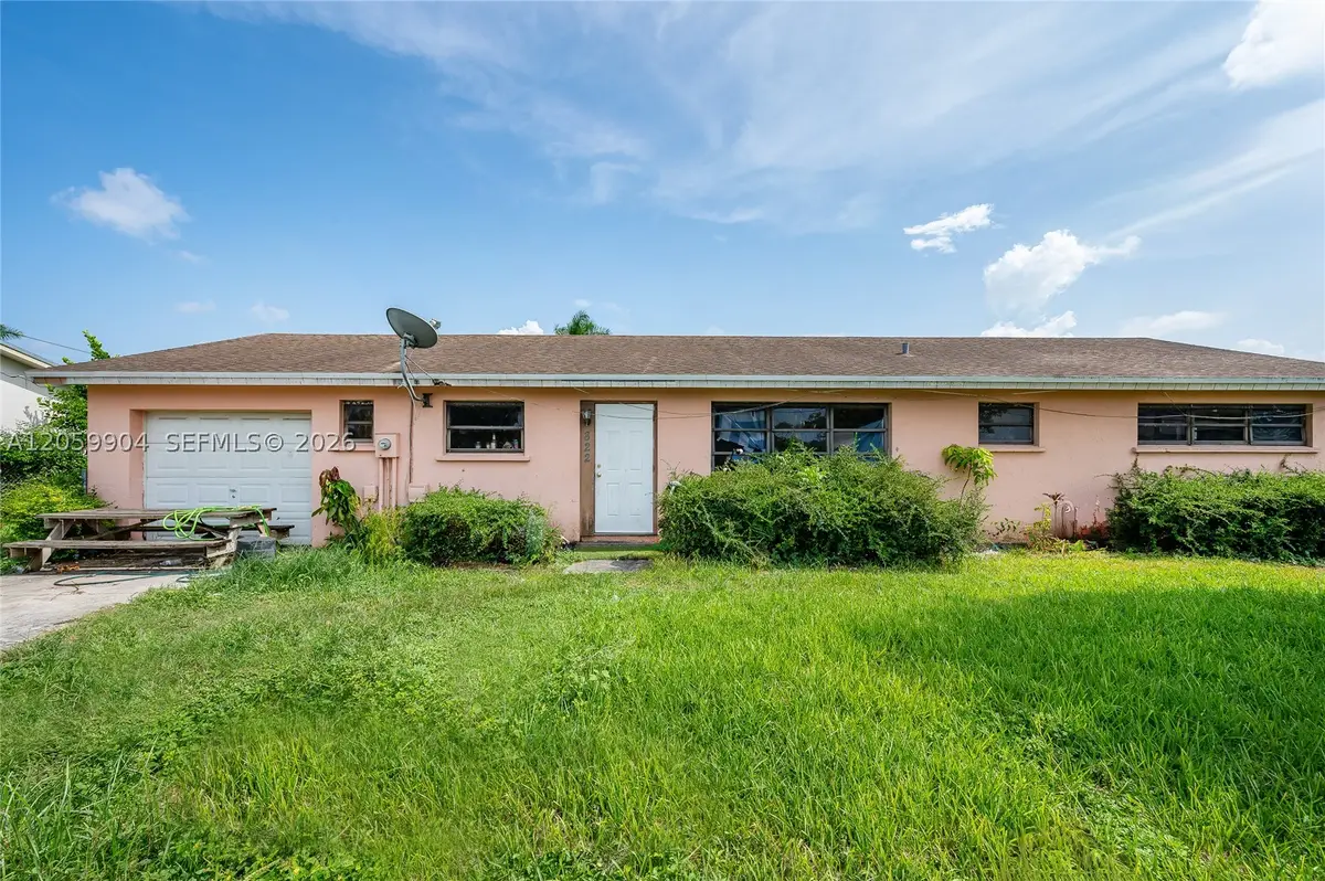 822 NW 15th St, Homestead, FL 33030 - #1