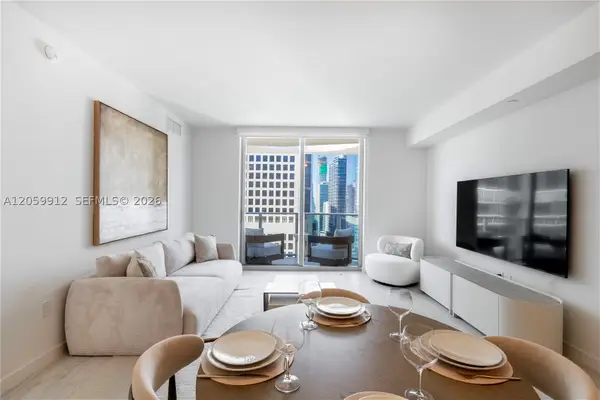 77 SE 5th St #3308, Miami, FL 33131