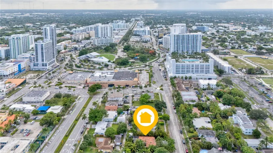 110 N 16th Ave, Hollywood, FL 33020 - #3