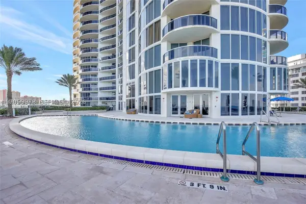 17201 Collins Ave #3501, Sunny Isles Beach, FL 33160