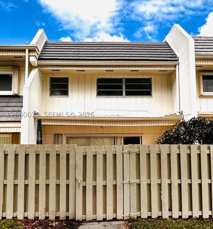 8121 SW 82nd Ct, Miami, FL 33143 - #2