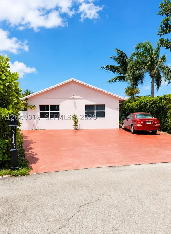 Address Withheld By Seller, Miami, FL 33165