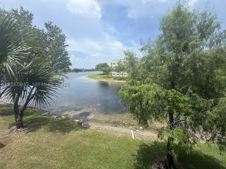 7370 Ashmont Cir #301, Tamarac, FL 33321 - #2