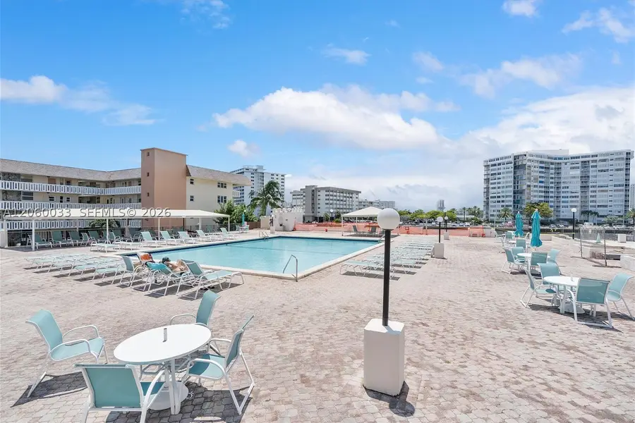 1865 S Ocean Dr #11J, Hallandale Beach, FL 33009 - #3