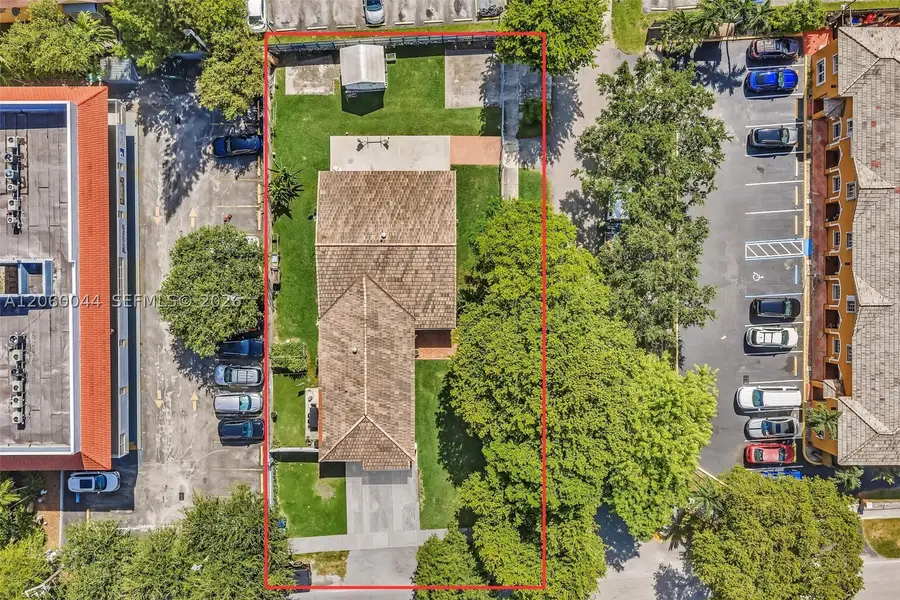 39 SW 114th Ave, Sweetwater, FL 33174 - #3
