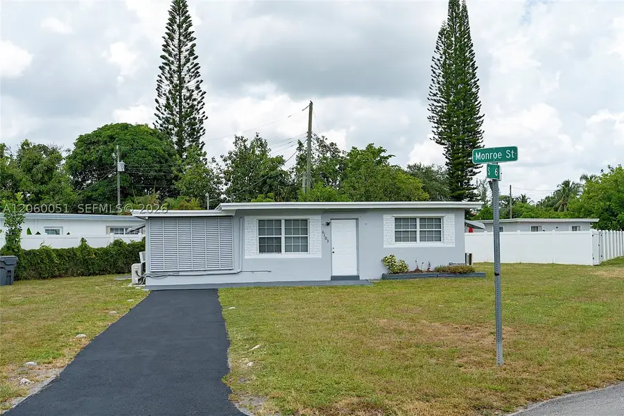 6103 Monroe St, Hollywood, FL 33023 - #3