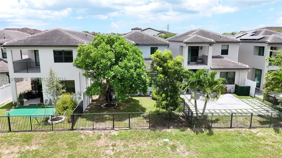 425 NW 33rd Ln, Pompano Beach, FL 33069 - #3