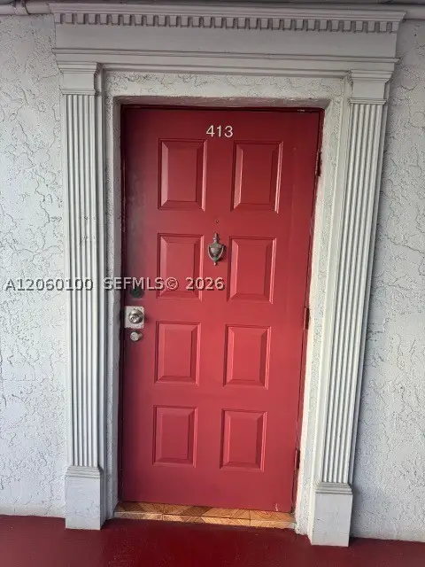 4140 NW 44th Ave #413, Lauderdale Lakes, FL 33319