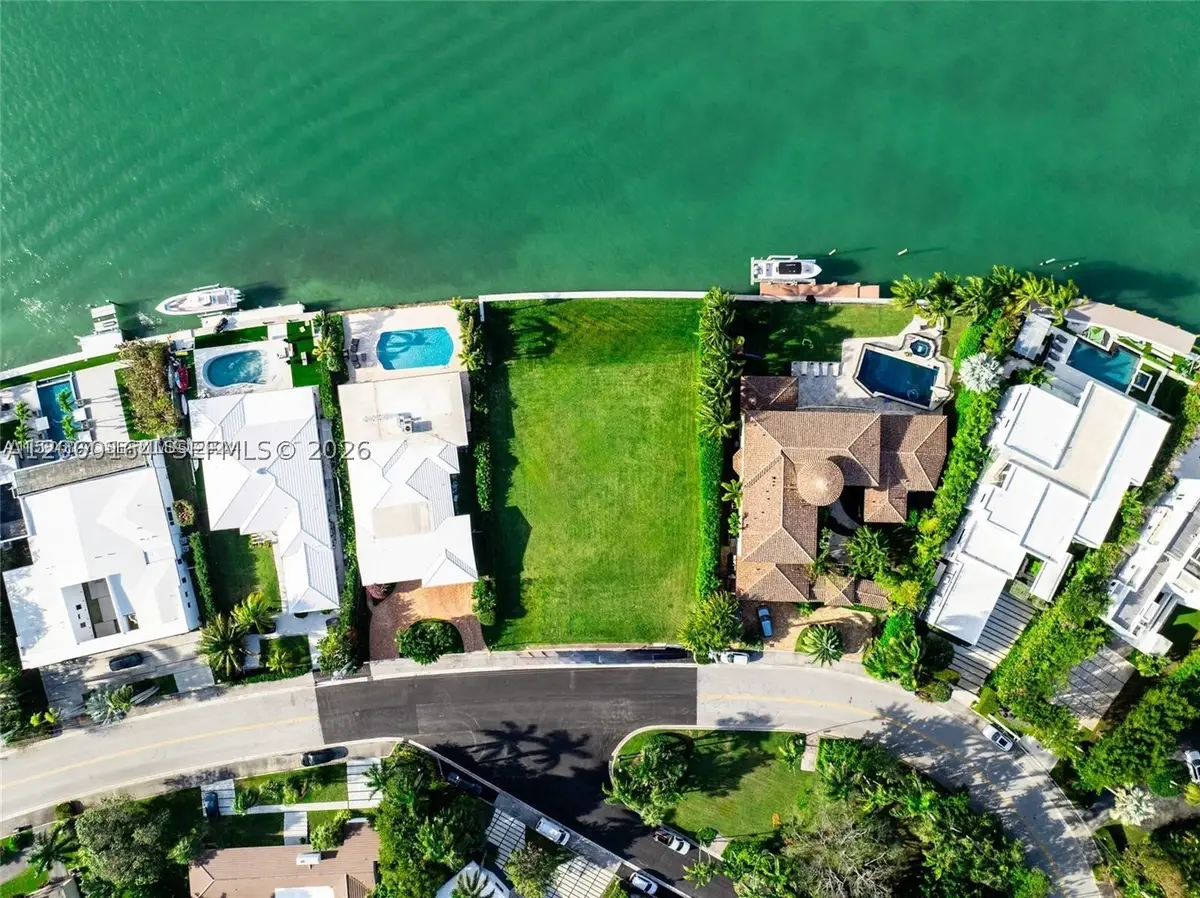 10312 W Broadview Dr, Bay Harbor Islands, FL 33154 - #1