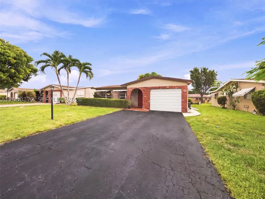 1221 NW 45th St, Deerfield Beach, FL 33064 - #3