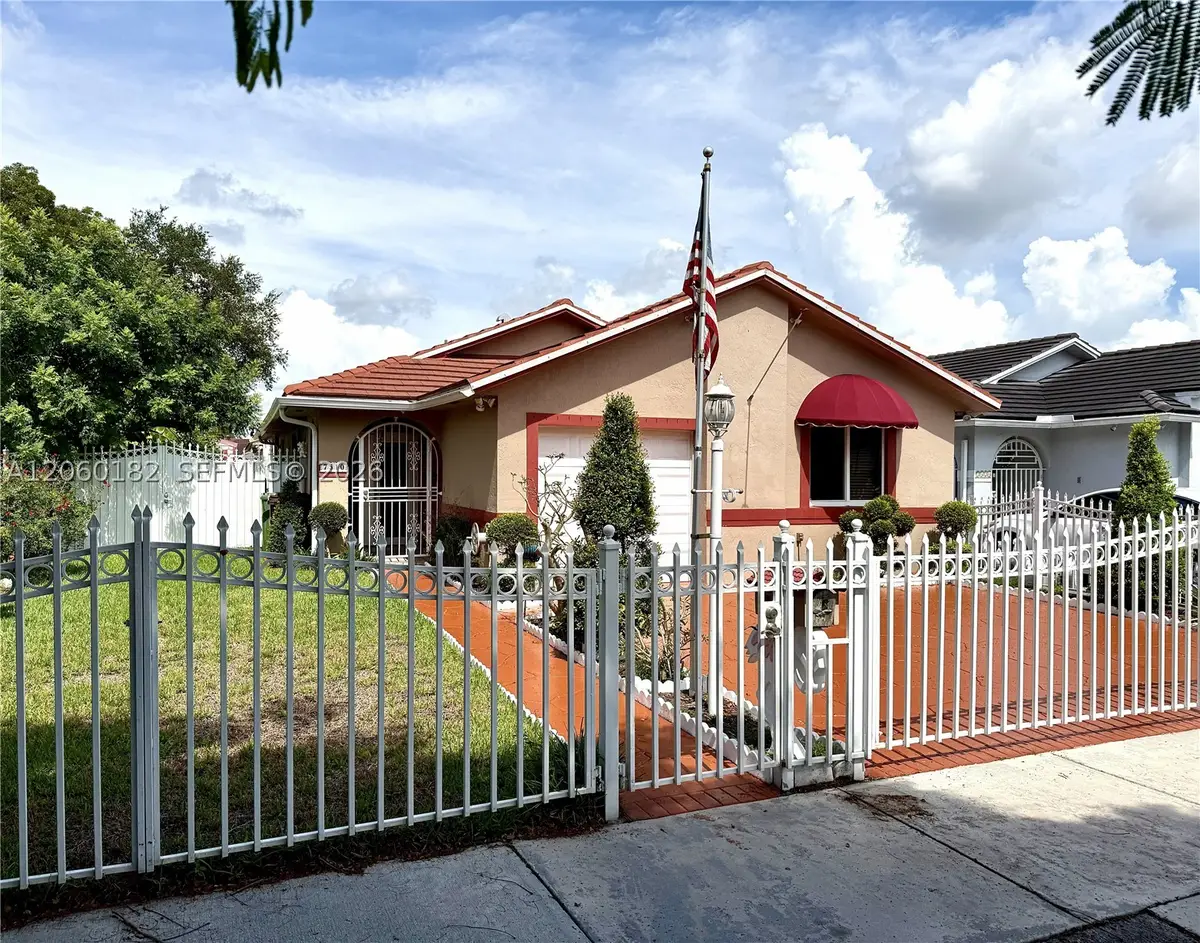 7510 W 4th Ave, Hialeah, FL 33014 - #1
